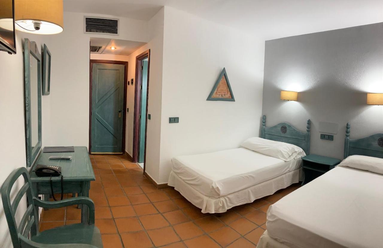 Hotel Альмагро Экстерьер фото