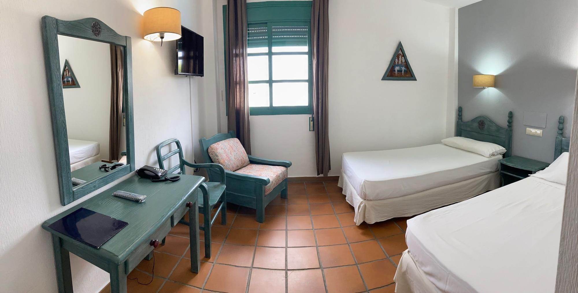Hotel Альмагро Экстерьер фото